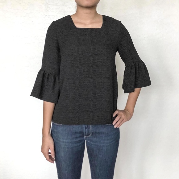 NWT -CALVIN KLEIN - Black Tulip Sleeve Blouse - Picture 1 of 4